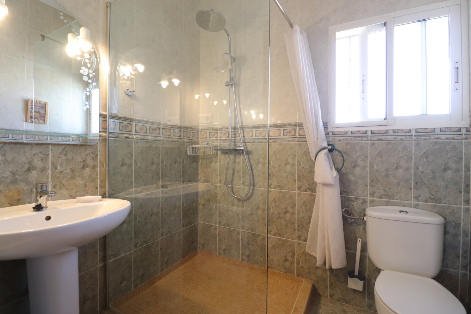 Herverkoop - Finca / Landhuis -
Callosa de Segura