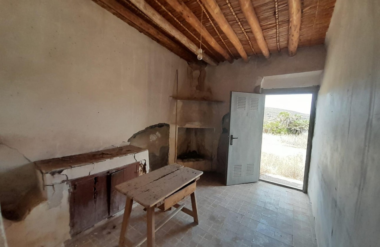 Herverkoop - Finca / Landhuis -
Cartagena - Perín