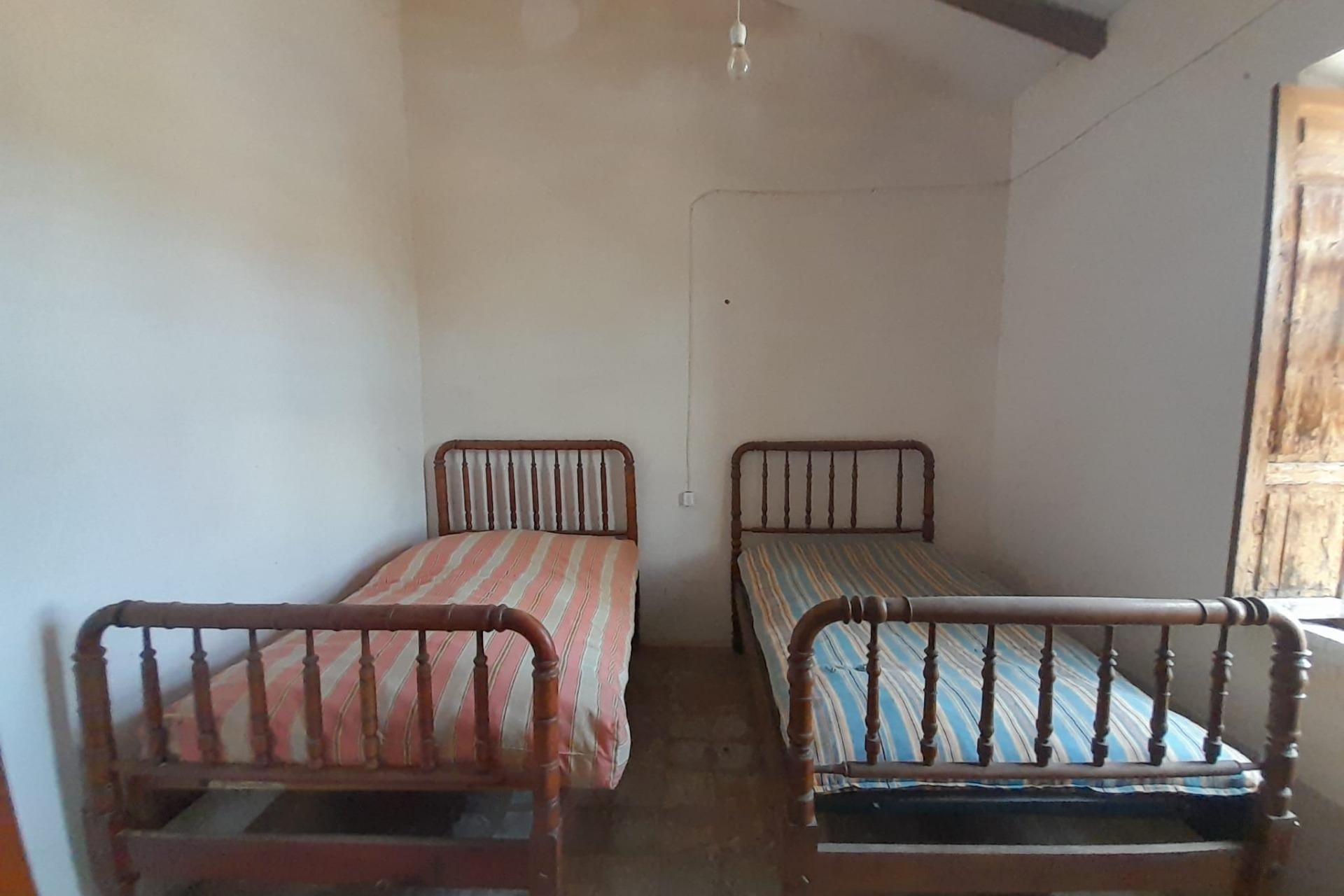 Herverkoop - Finca / Landhuis -
Cartagena - Perín