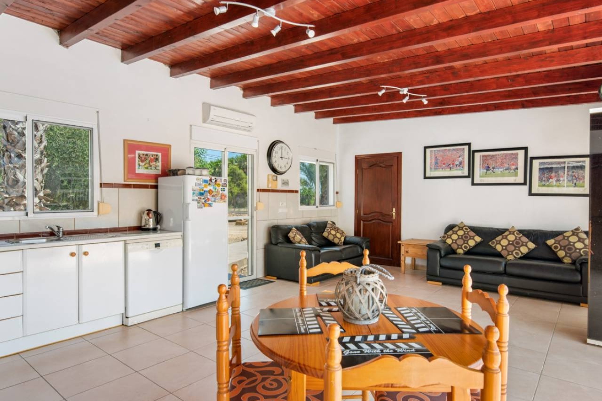 Herverkoop - Finca / Landhuis -
Catral