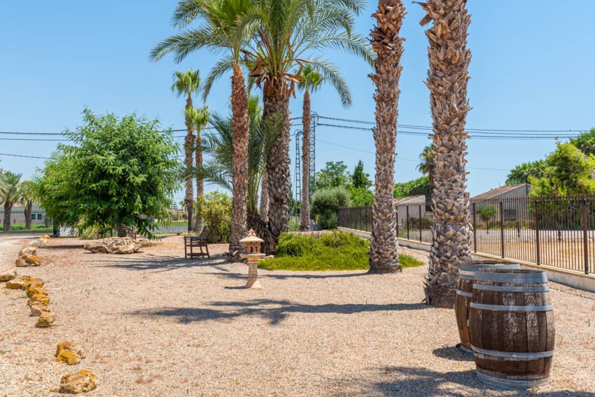 Herverkoop - Finca / Landhuis -
Catral