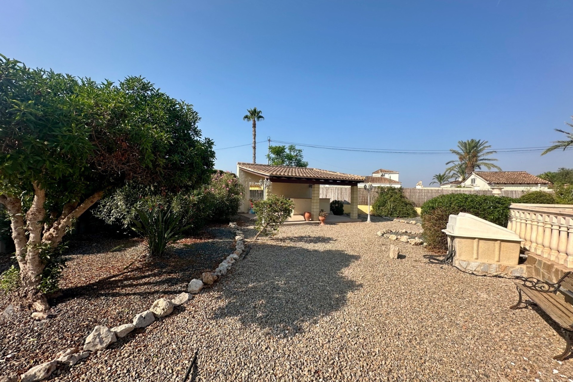 Herverkoop - Finca / Landhuis -
Catral