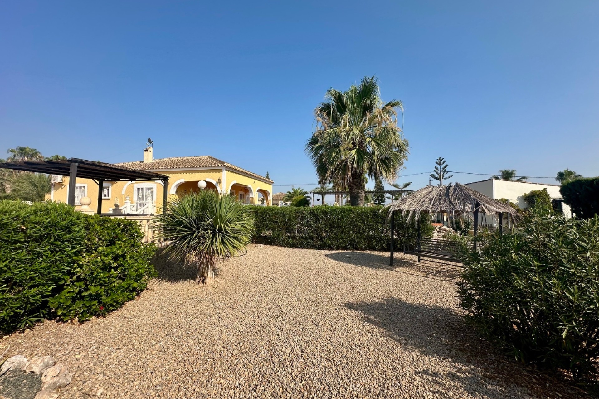 Herverkoop - Finca / Landhuis -
Catral