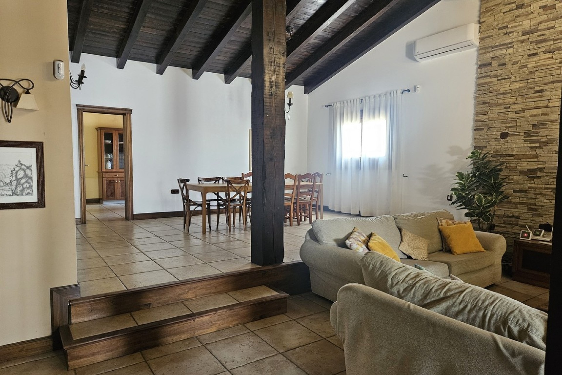 Herverkoop - Finca / Landhuis -
Catral