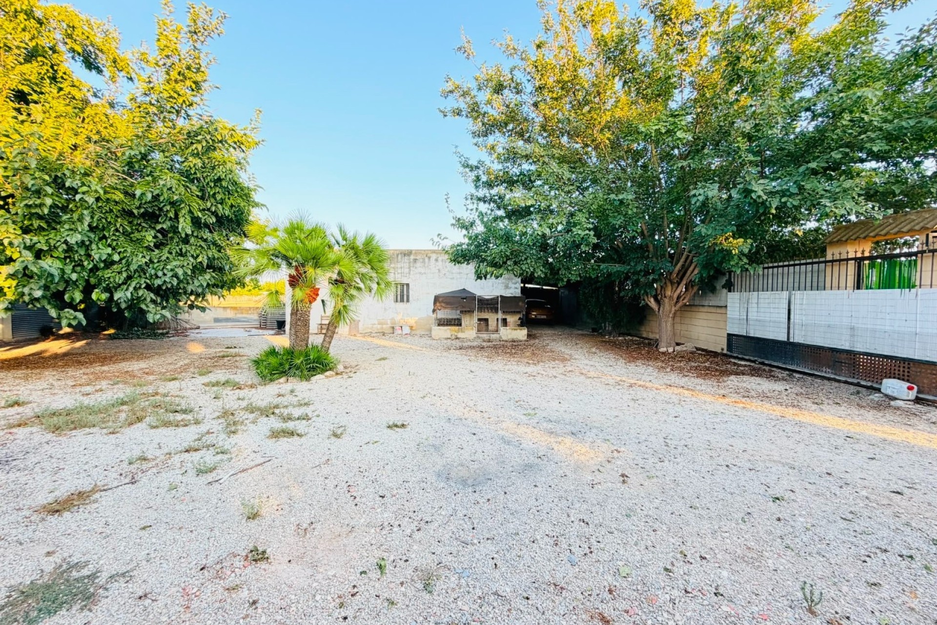 Herverkoop - Finca / Landhuis -
Catral