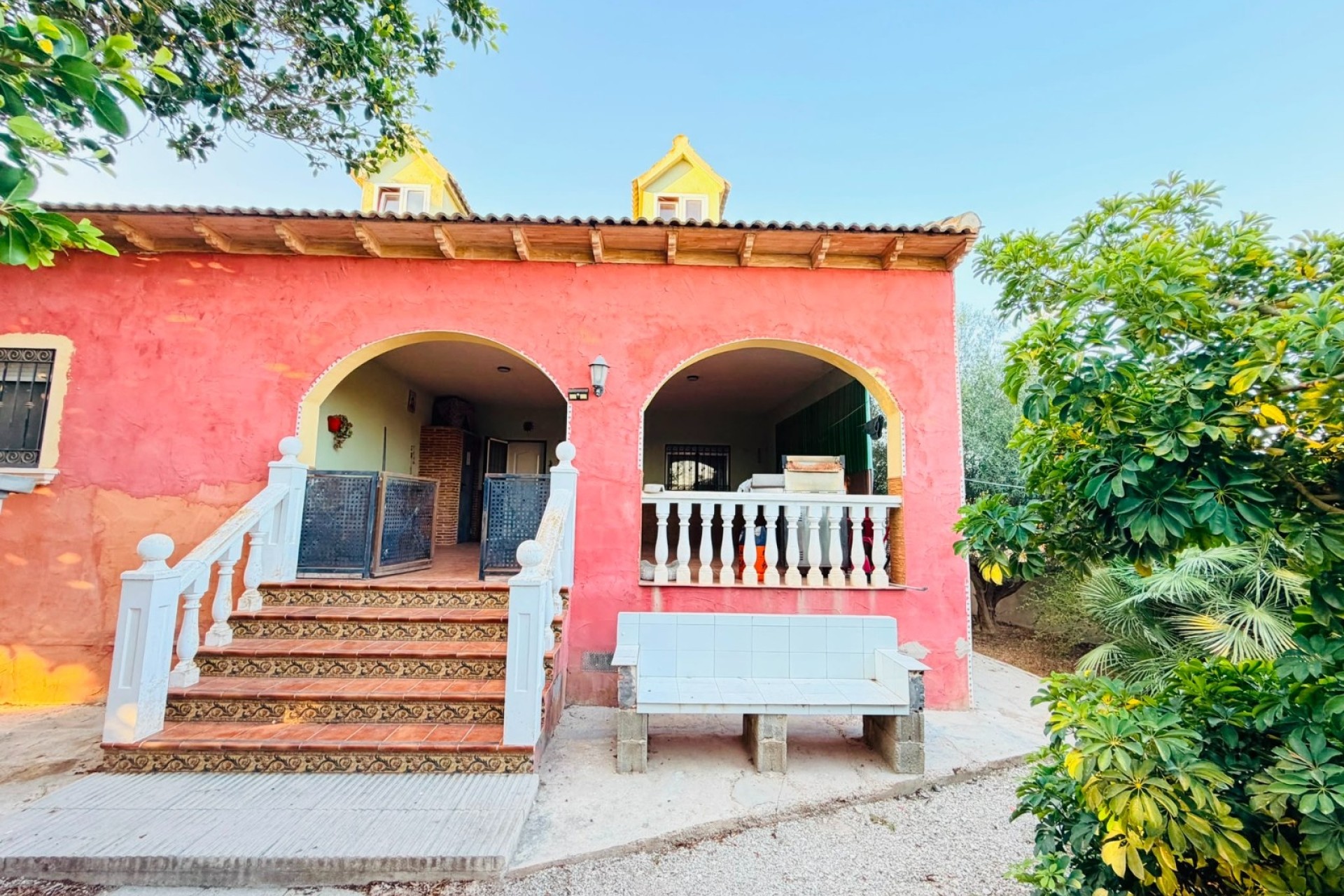 Herverkoop - Finca / Landhuis -
Catral