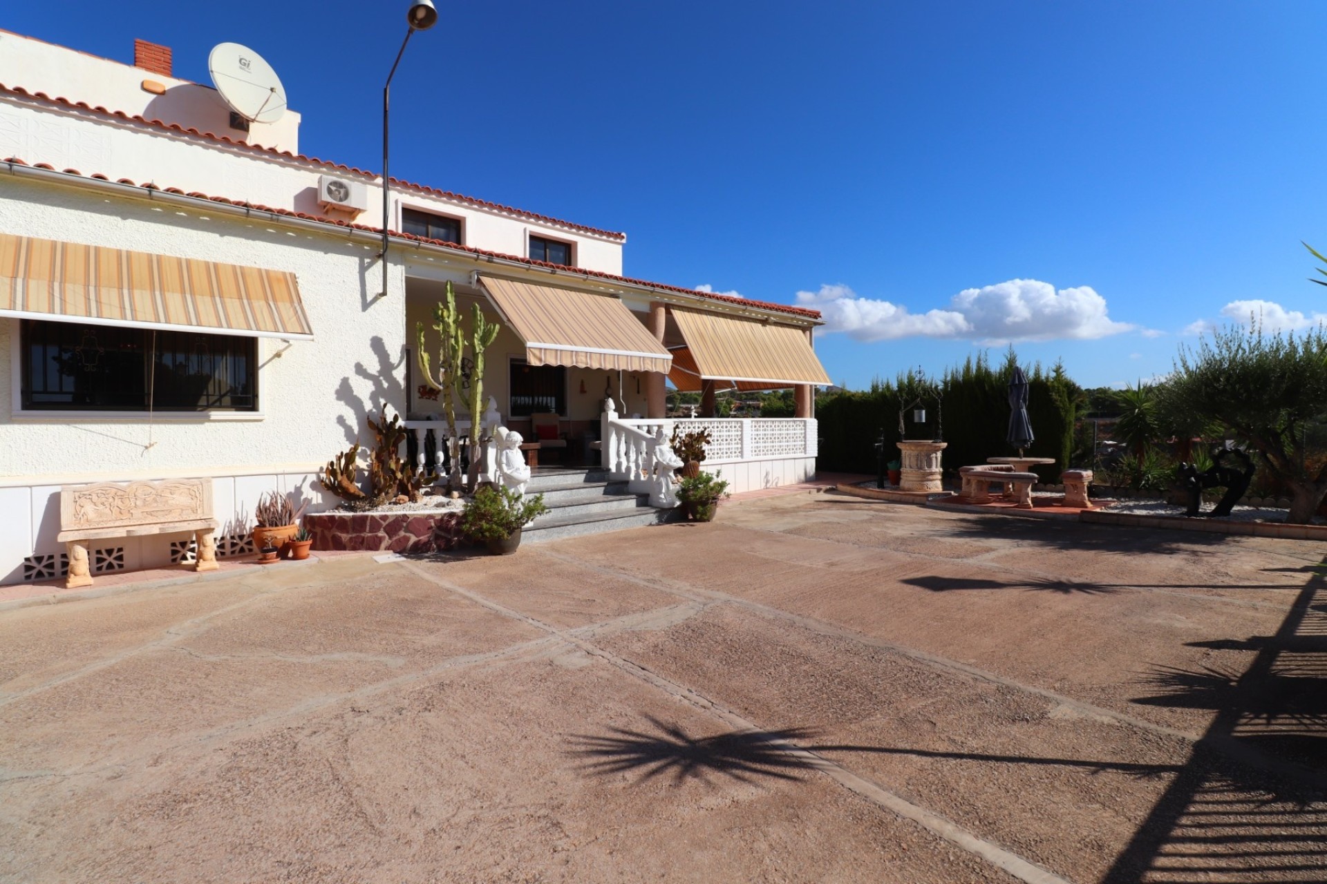 Herverkoop - Finca / Landhuis -
Crevillente - Crevillente - Country