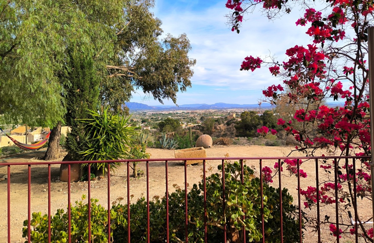 Herverkoop - Finca / Landhuis -
Fortuna