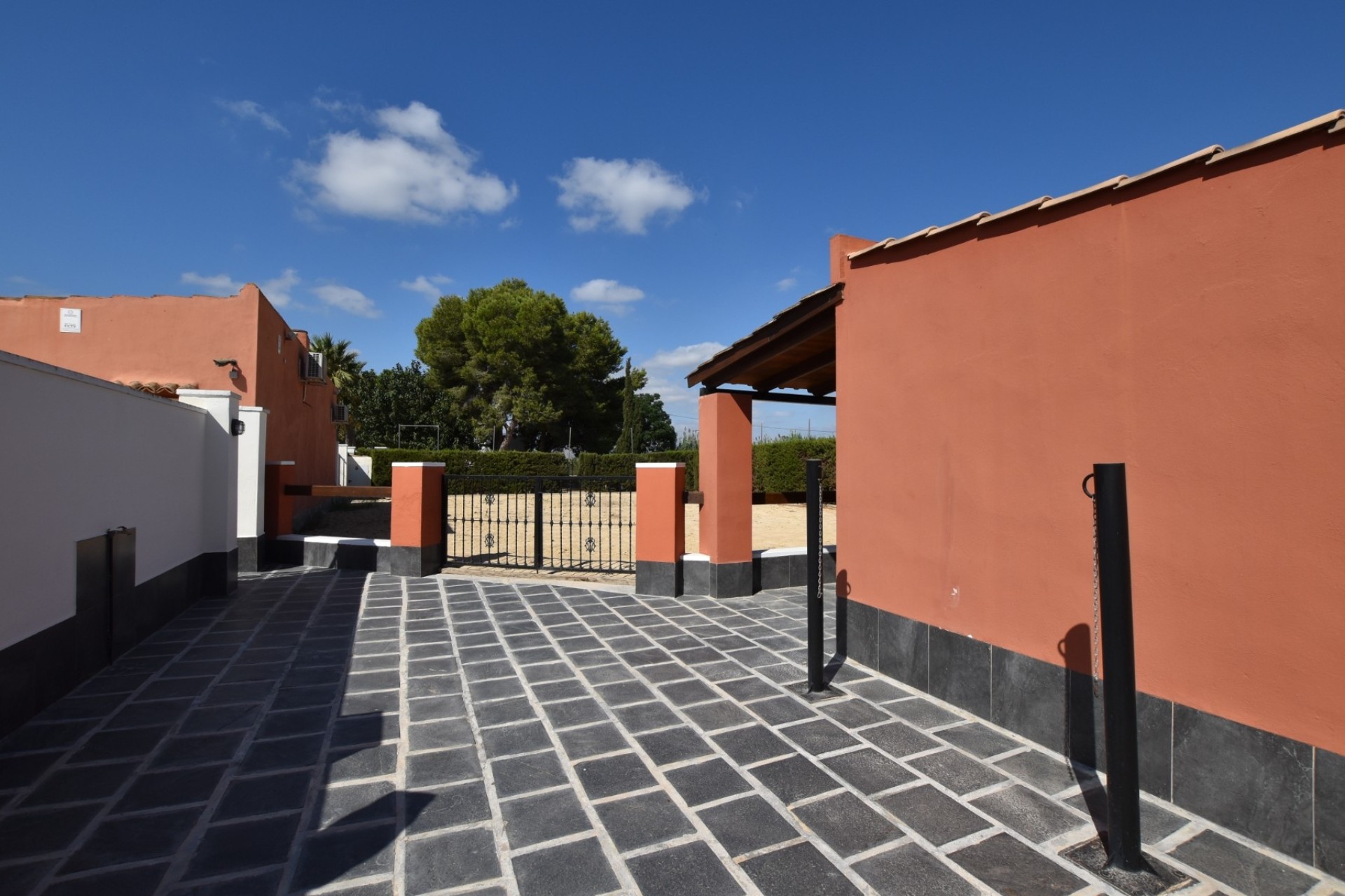Herverkoop - Finca / Landhuis -
Heredades - Las Heredades