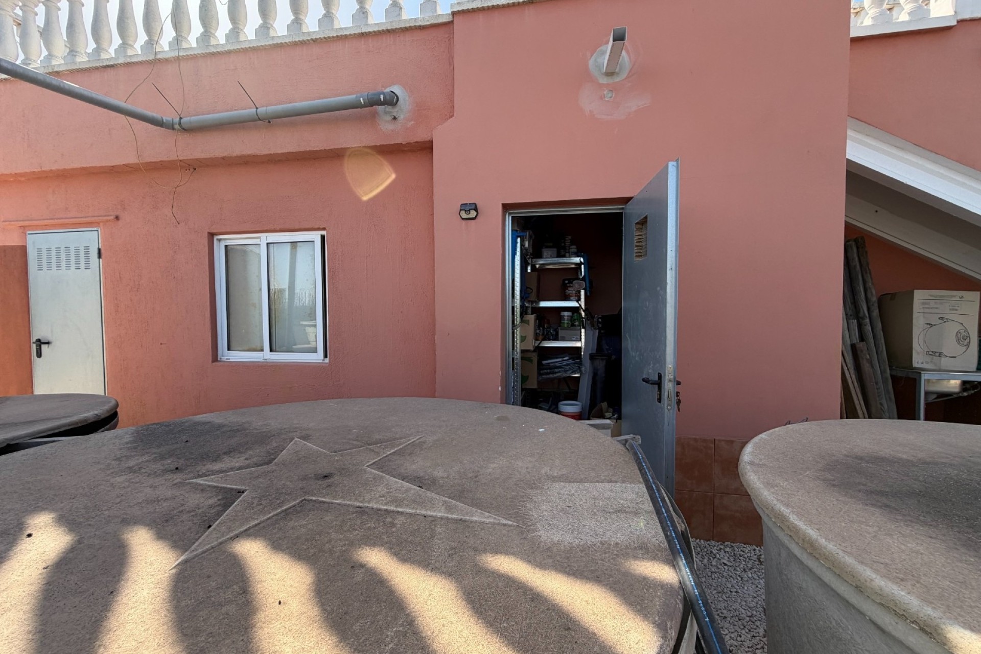 Herverkoop - Finca / Landhuis -
La Marina - Elche