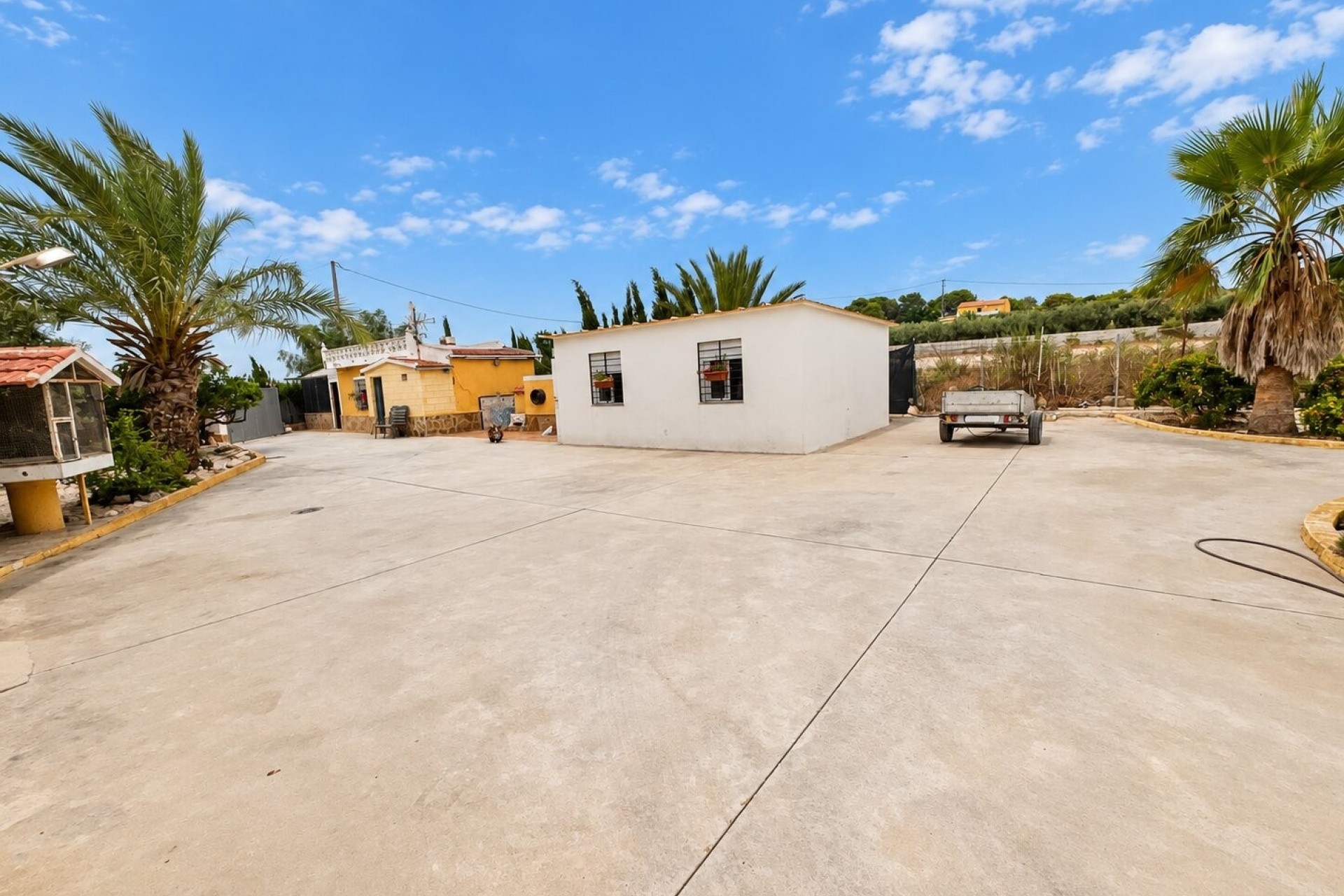 Herverkoop - Finca / Landhuis -
La Marina - La Marina - Country
