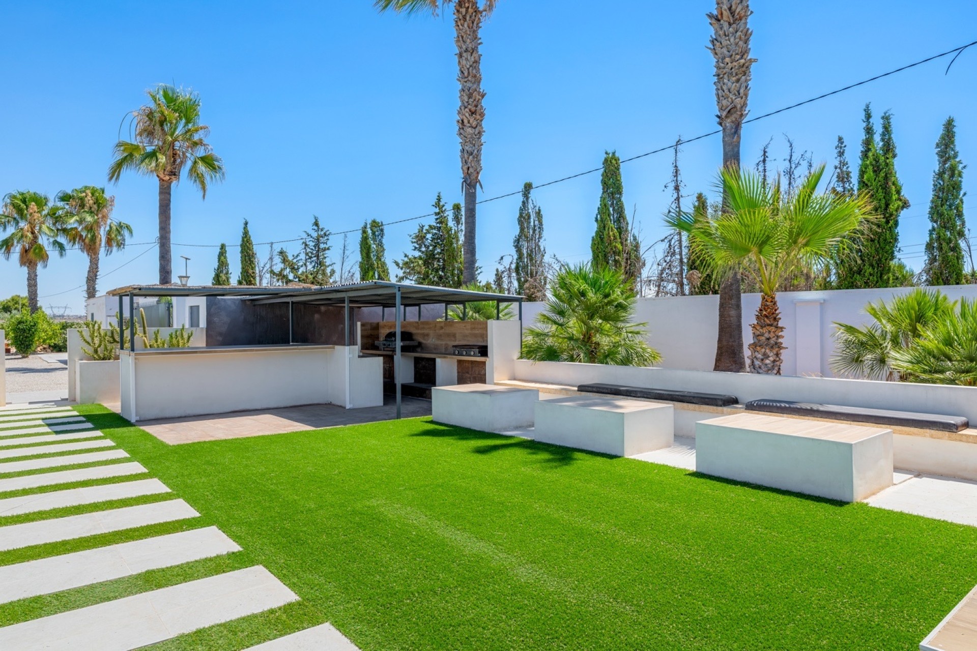 Herverkoop - Finca / Landhuis -
Los Montesinos - La Herrada