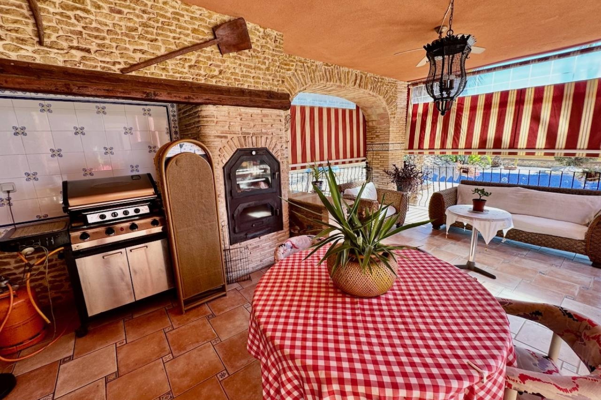 Herverkoop - Finca / Landhuis -
Los Montesinos