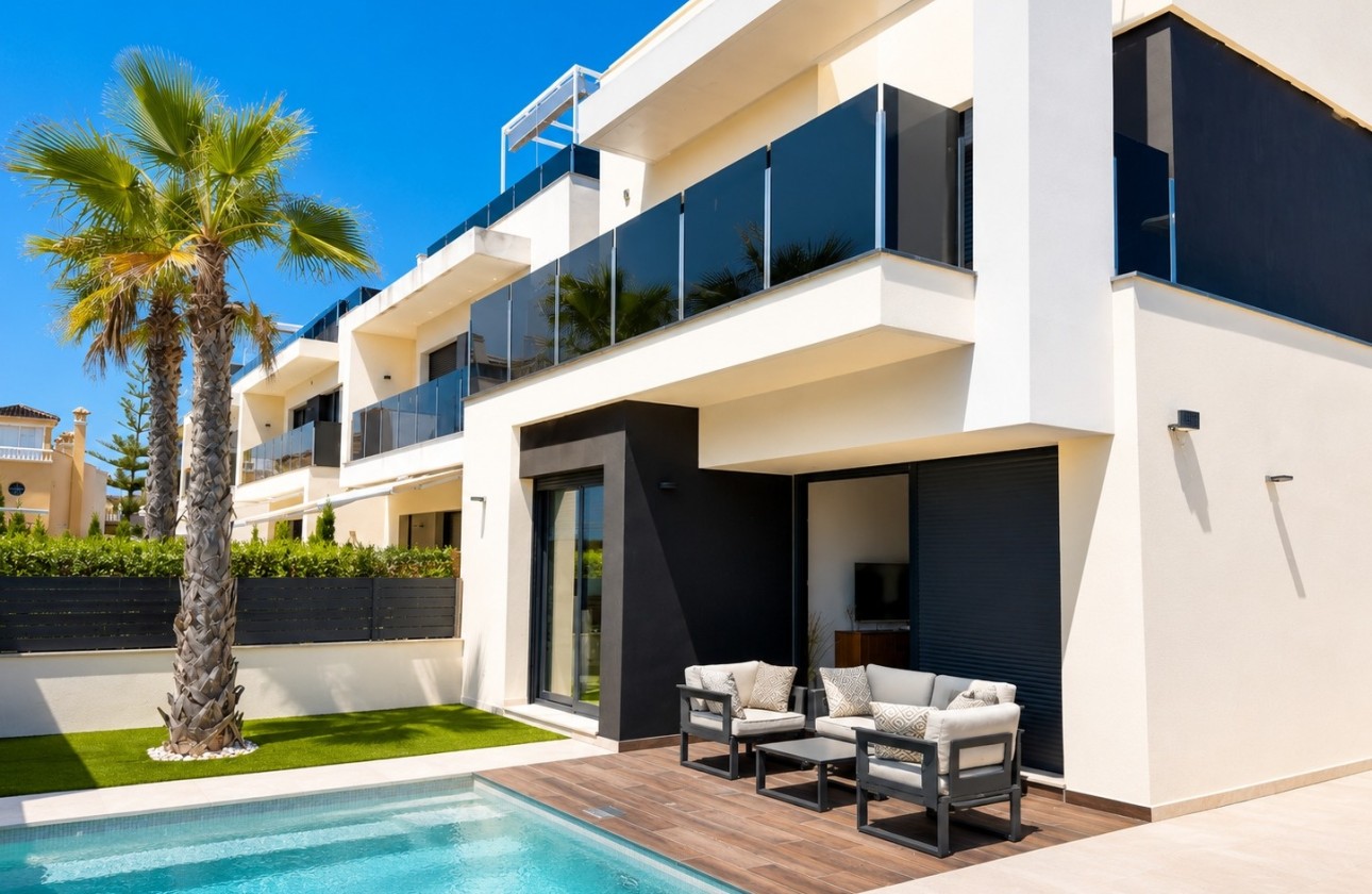 Herverkoop - Finca / Landhuis -
Orihuela Costa