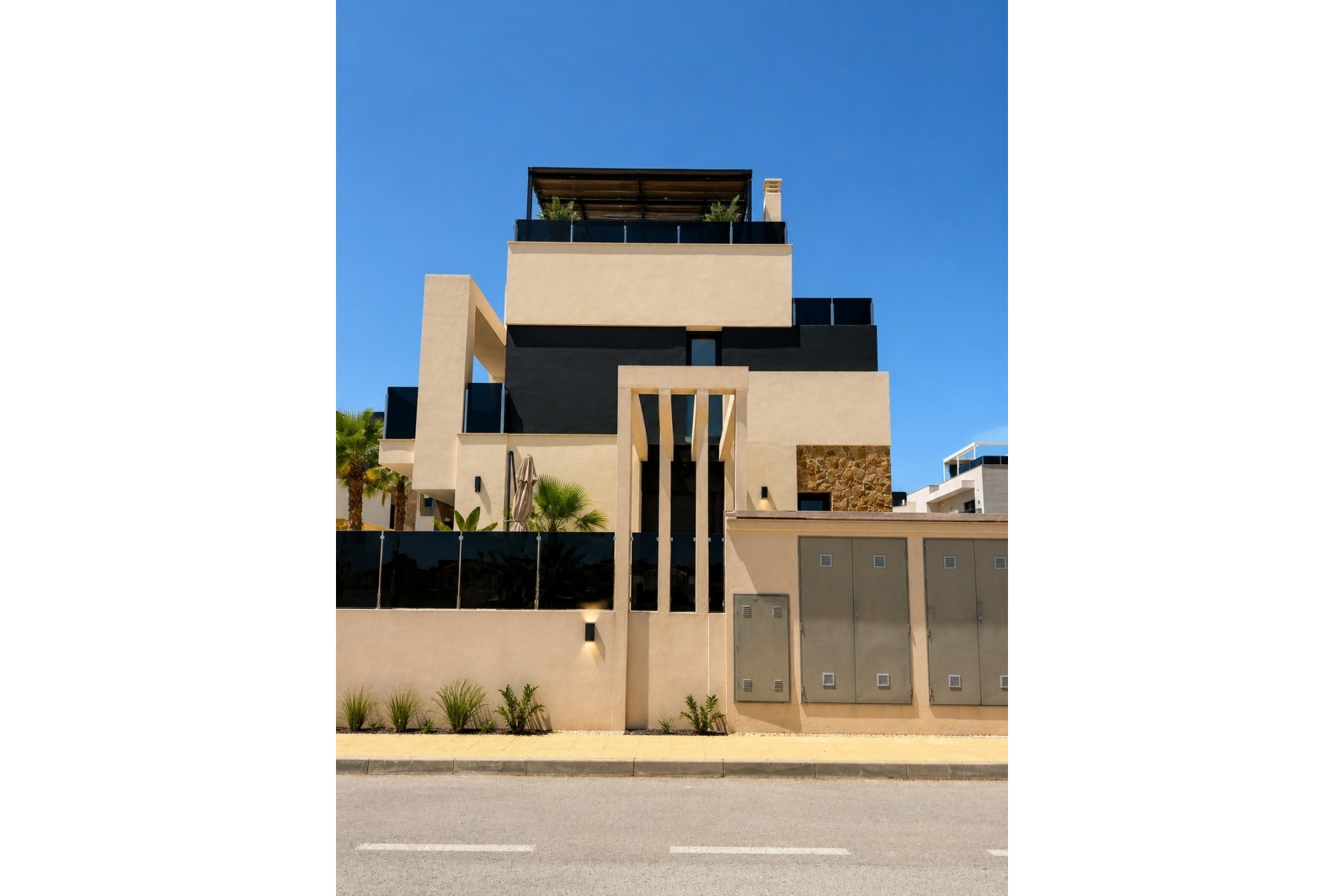 Herverkoop - Finca / Landhuis -
Orihuela Costa