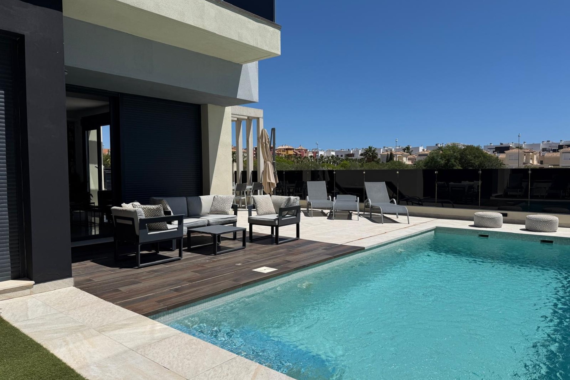 Herverkoop - Finca / Landhuis -
Orihuela Costa