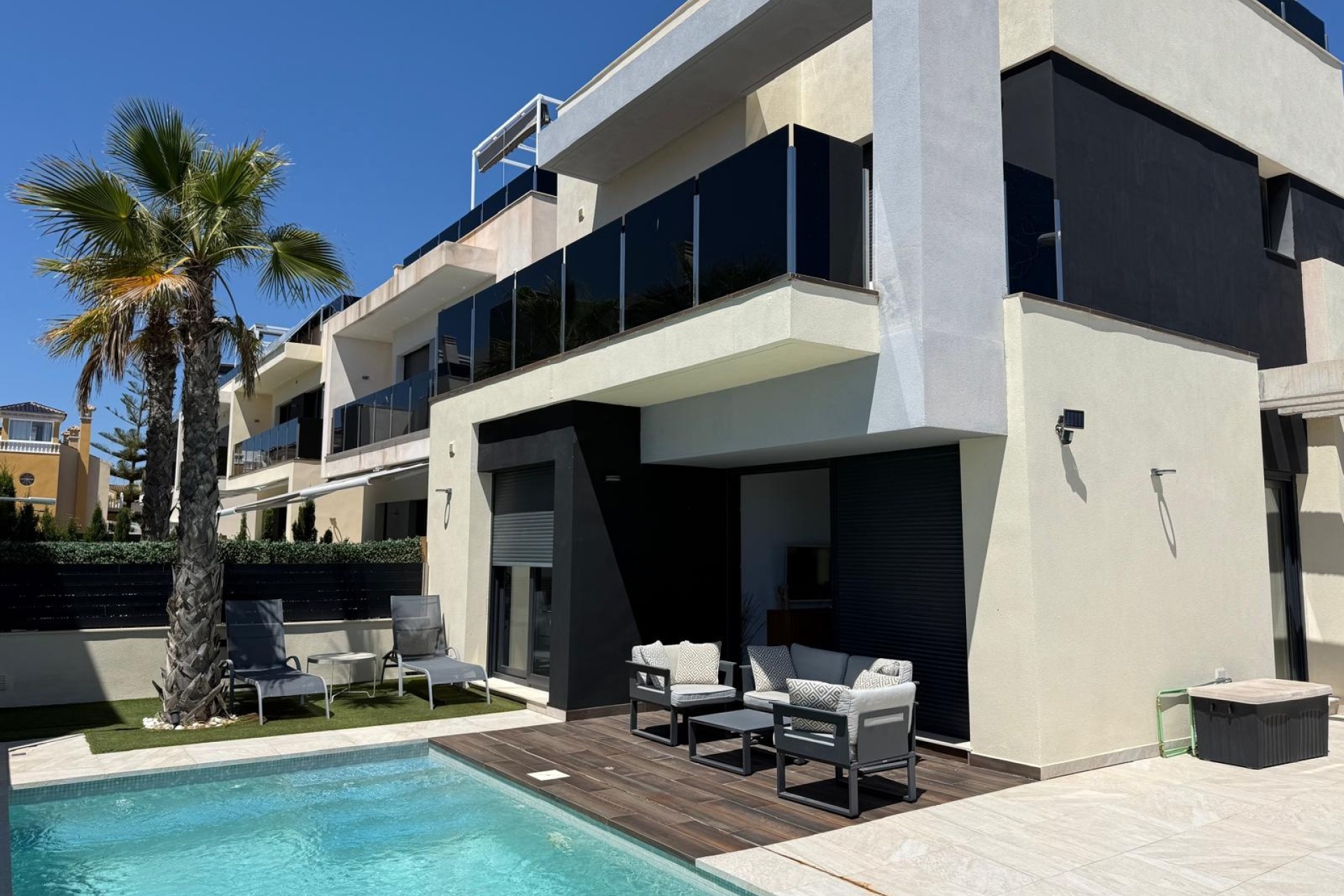 Herverkoop - Finca / Landhuis -
Orihuela Costa