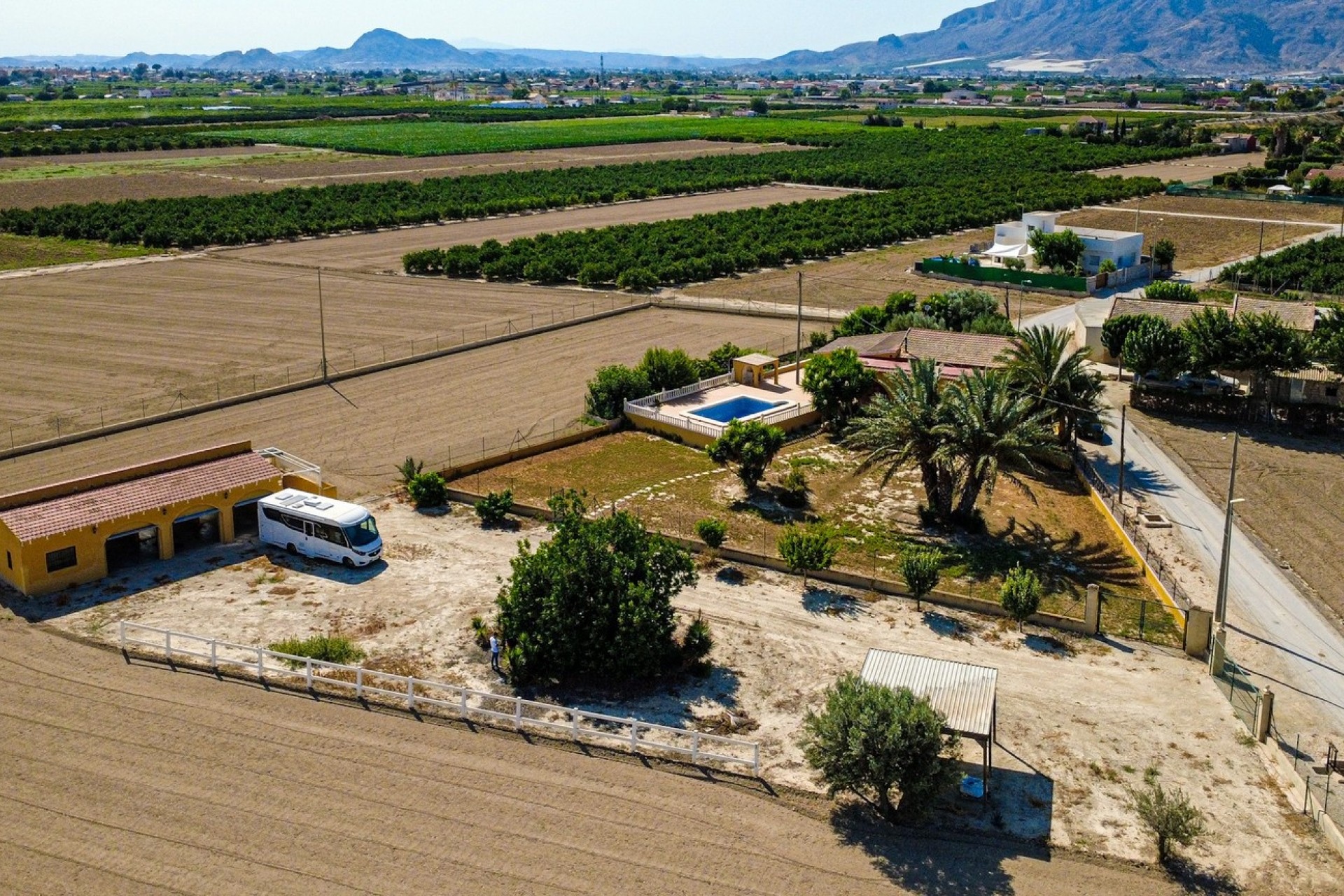 Herverkoop - Finca / Landhuis -
Orihuela