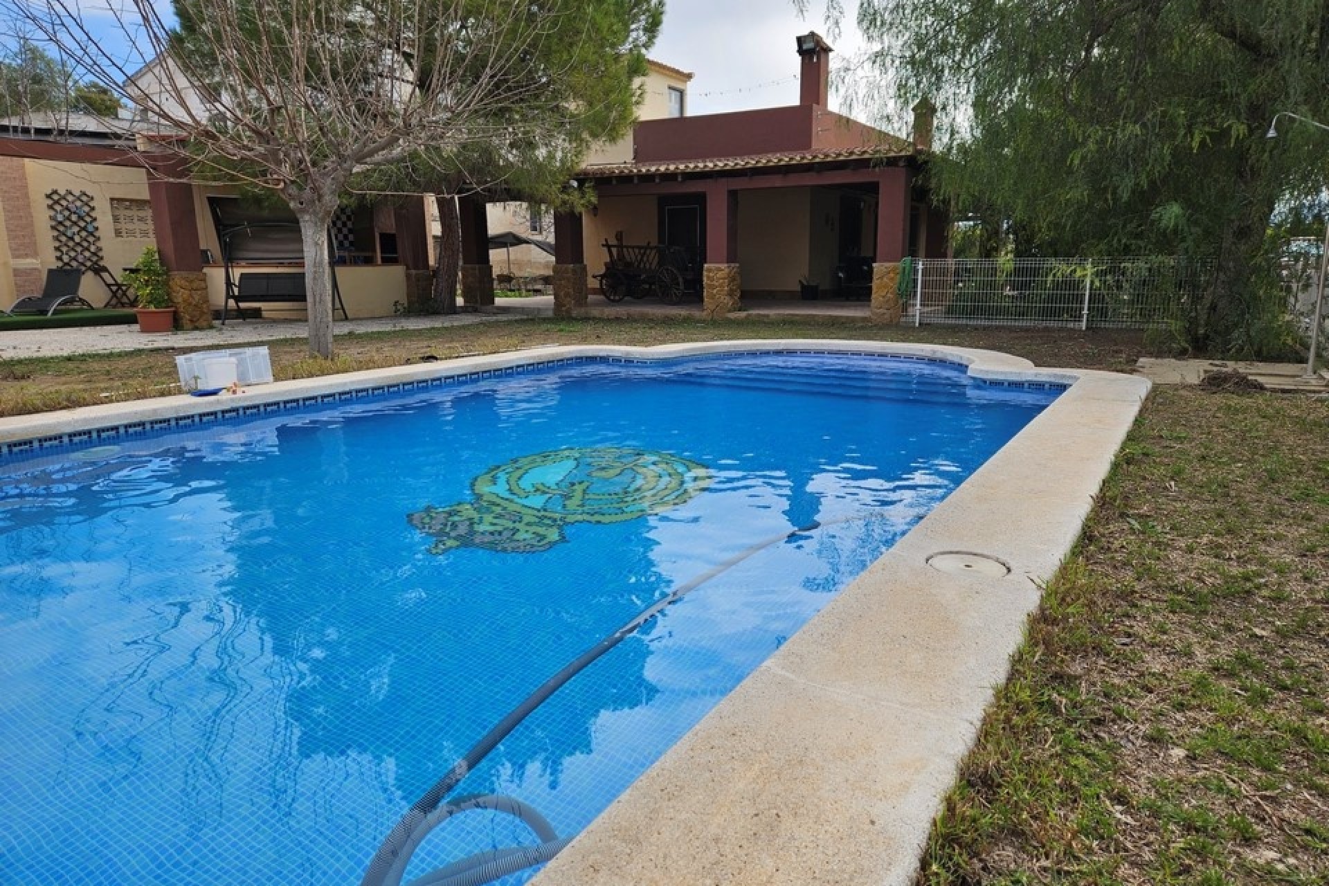 Herverkoop - Finca / Landhuis -
Orihuela