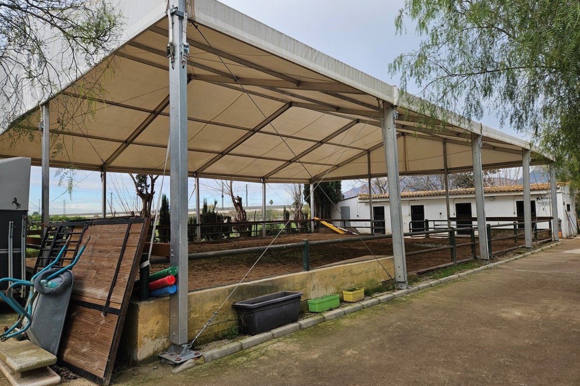 Herverkoop - Finca / Landhuis -
Orihuela
