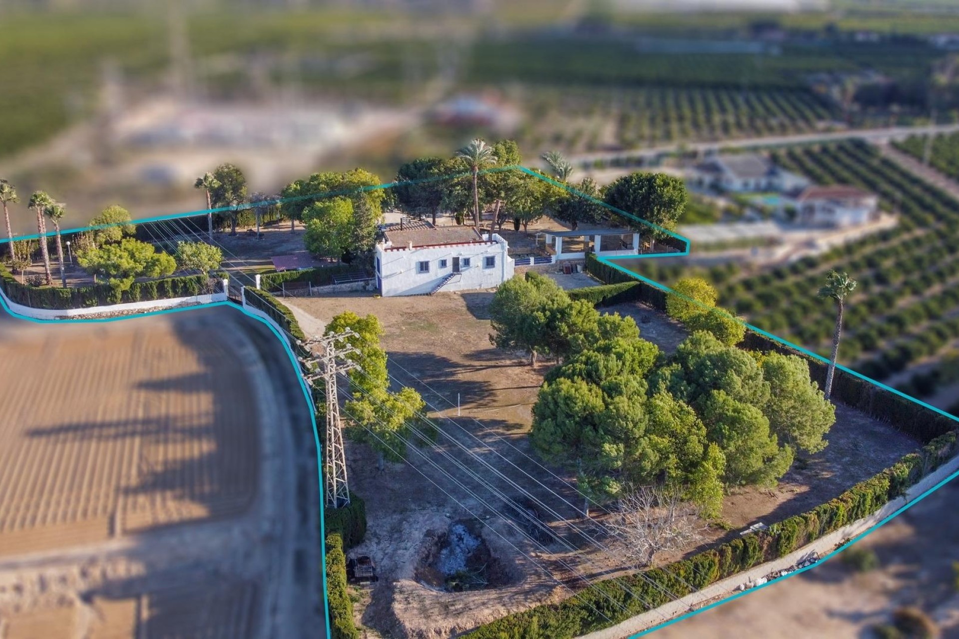 Herverkoop - Finca / Landhuis -
Orihuela