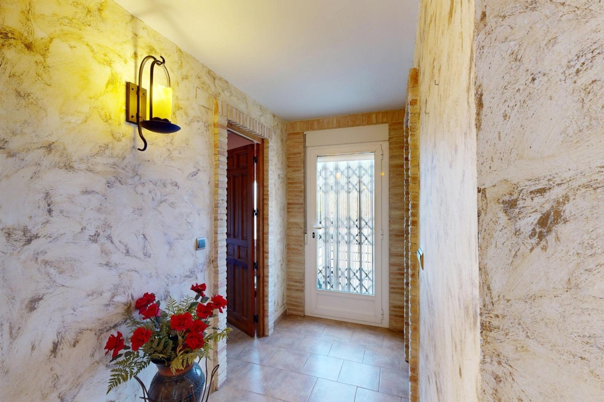Herverkoop - Finca / Landhuis -
Orihuela