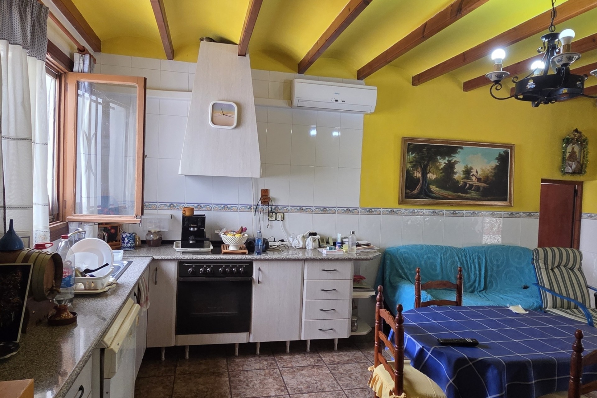 Herverkoop - Finca / Landhuis -
Pinoso