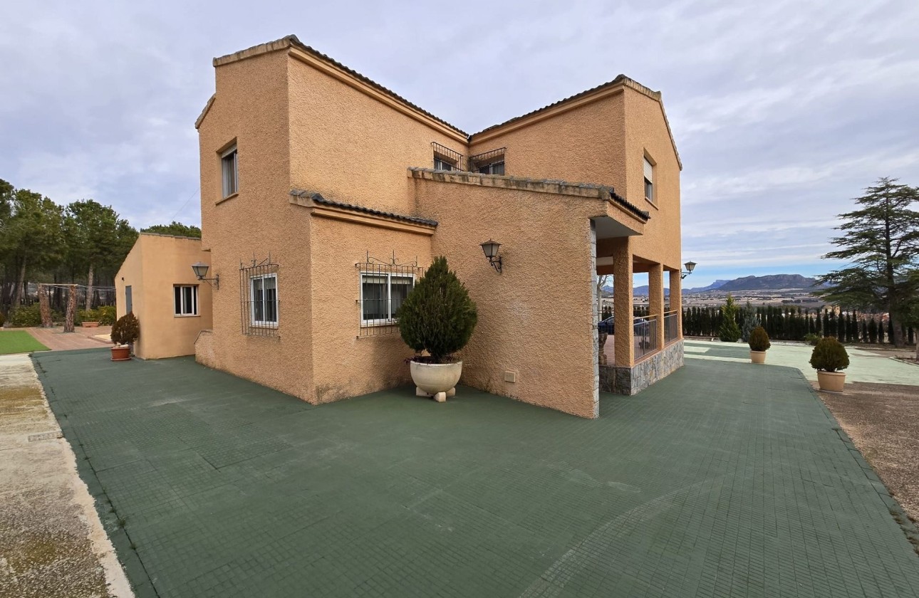 Herverkoop - Finca / Landhuis -
Salinas