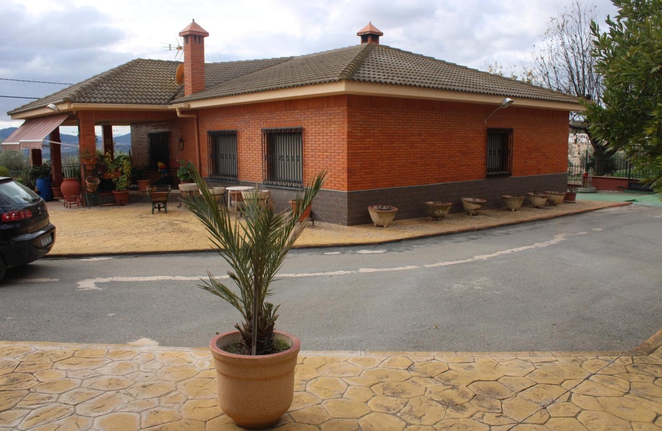 Herverkoop - Finca / Landhuis -
Sax - SAX