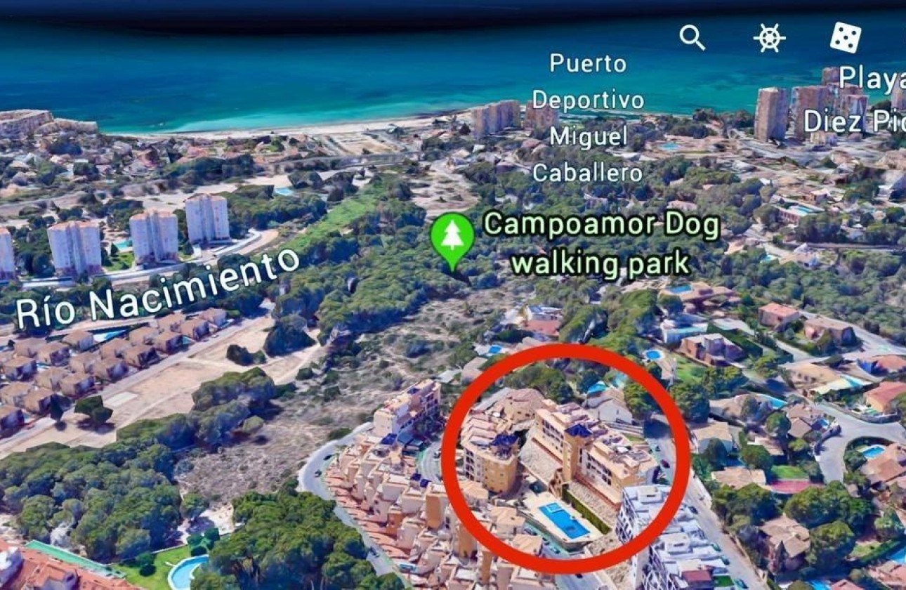 Herverkoop - Garage -
Dehesa de campoamor - Altos de campoamor