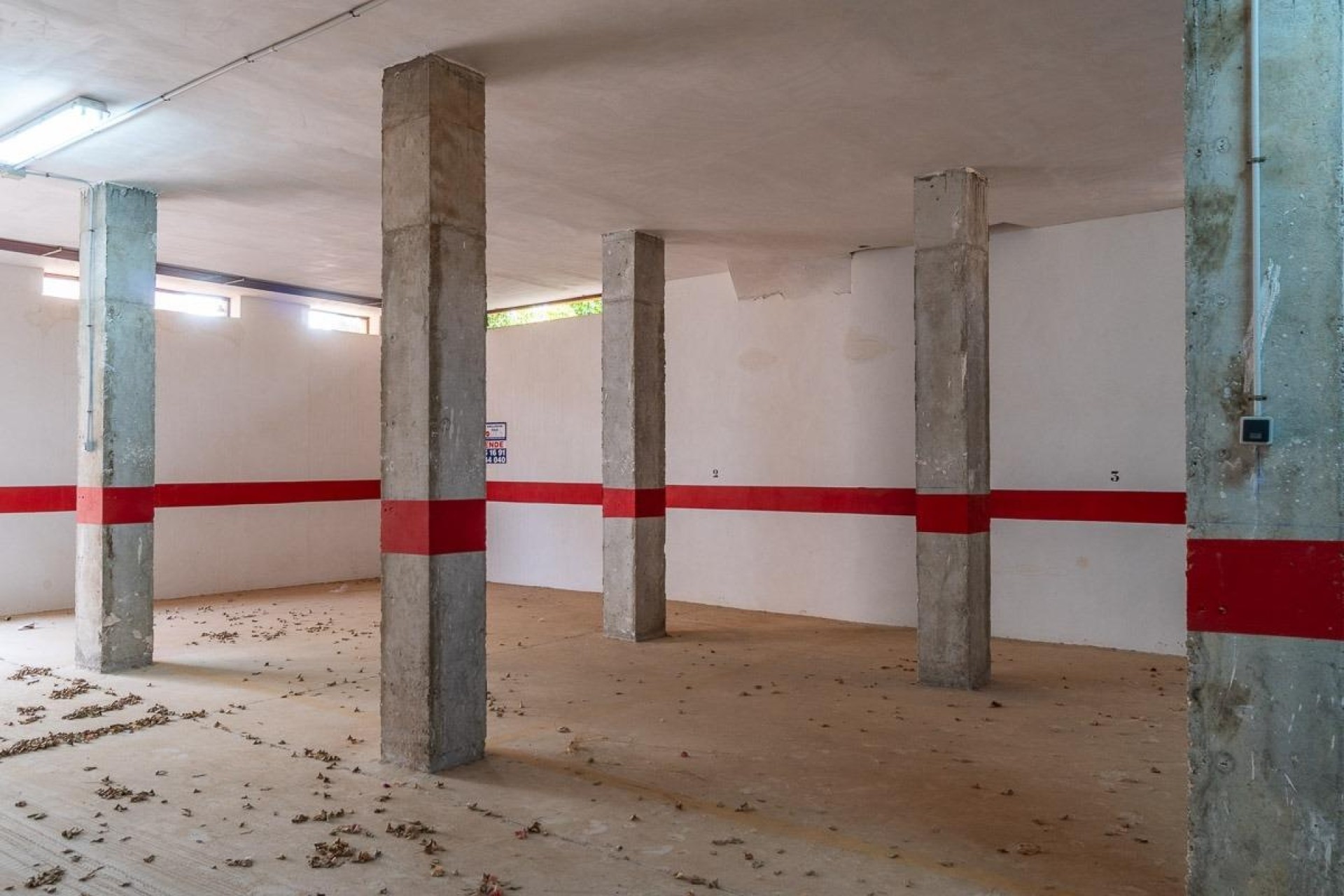 Herverkoop - Garage -
Orihuela Costa - Montezenia