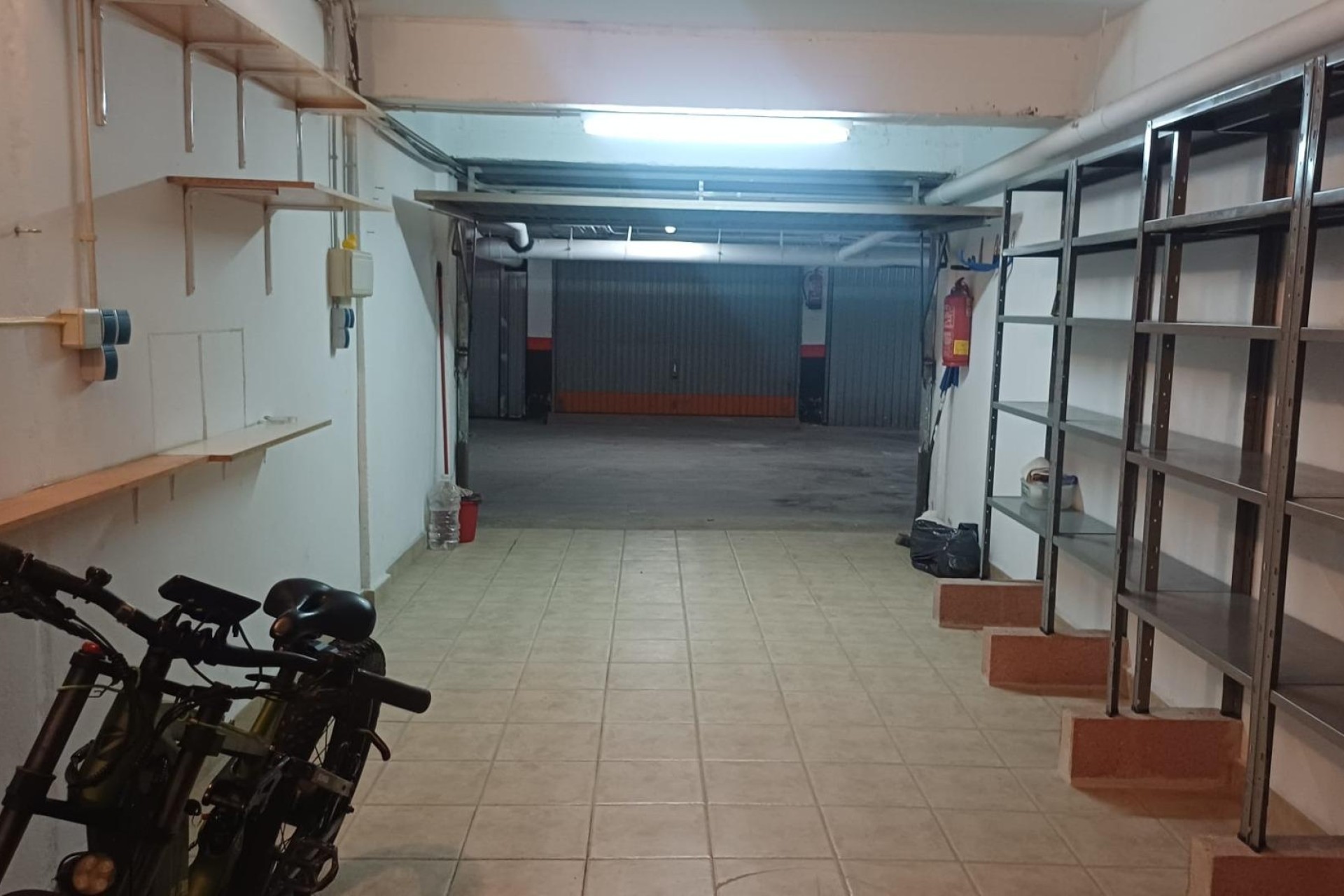 Herverkoop - Garage -
Torrevieja - La Mata