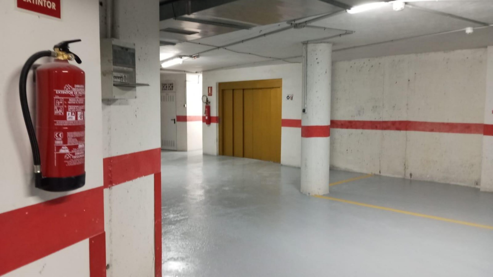 Herverkoop - Garage -
Torrevieja - La Mata