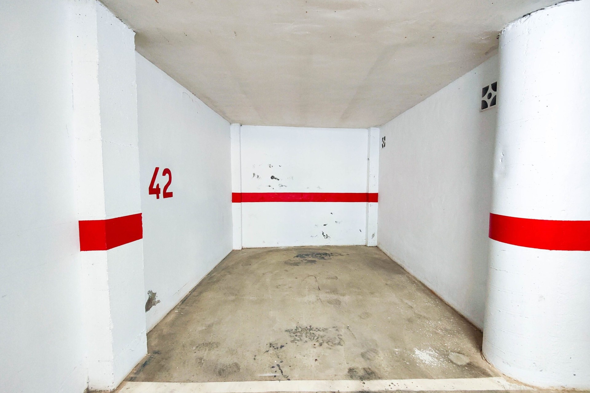 Herverkoop - Garage -
Torrevieja - Playa del Cura