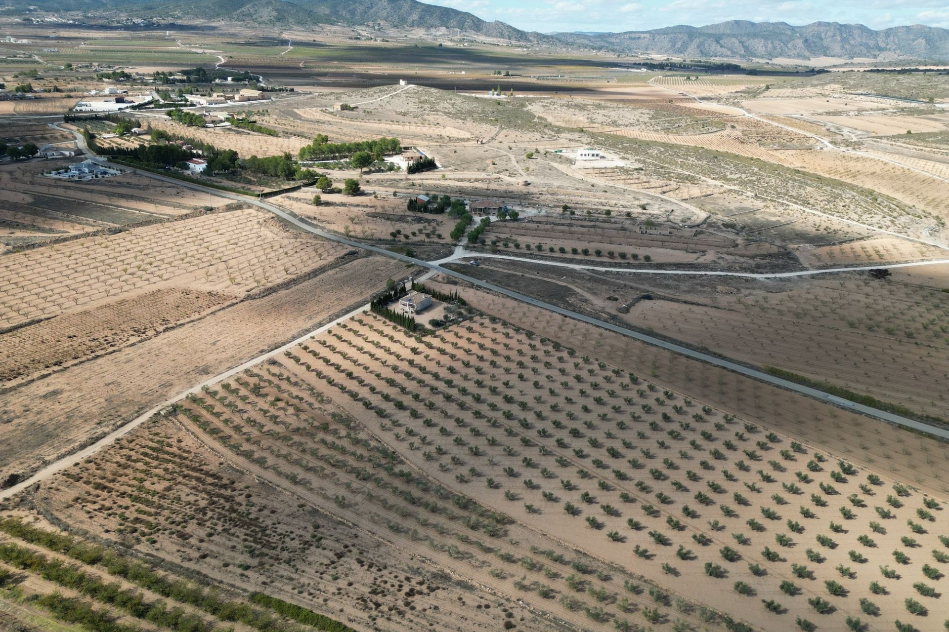 Herverkoop - Grond -
Lel