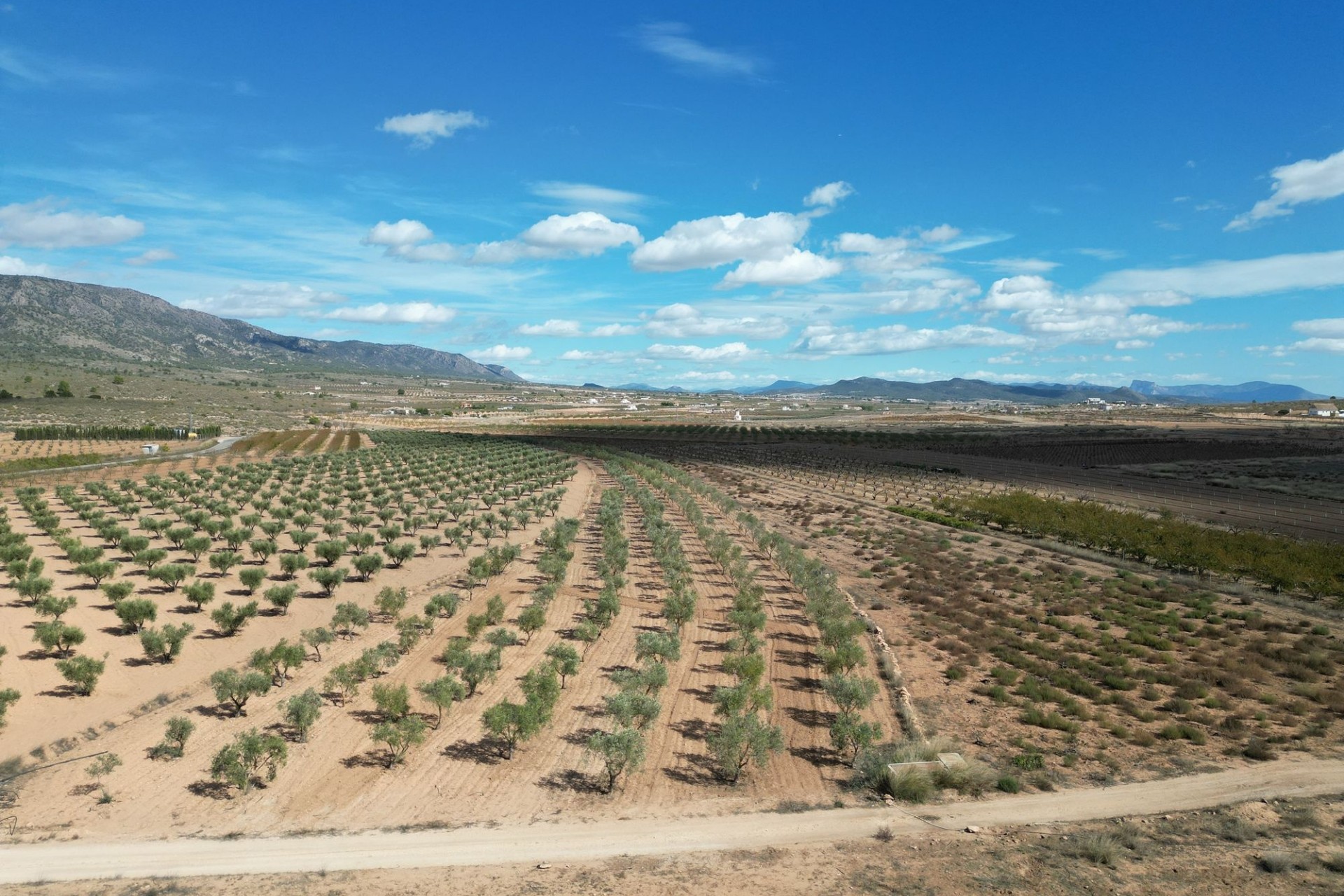 Herverkoop - Grond -
Lel