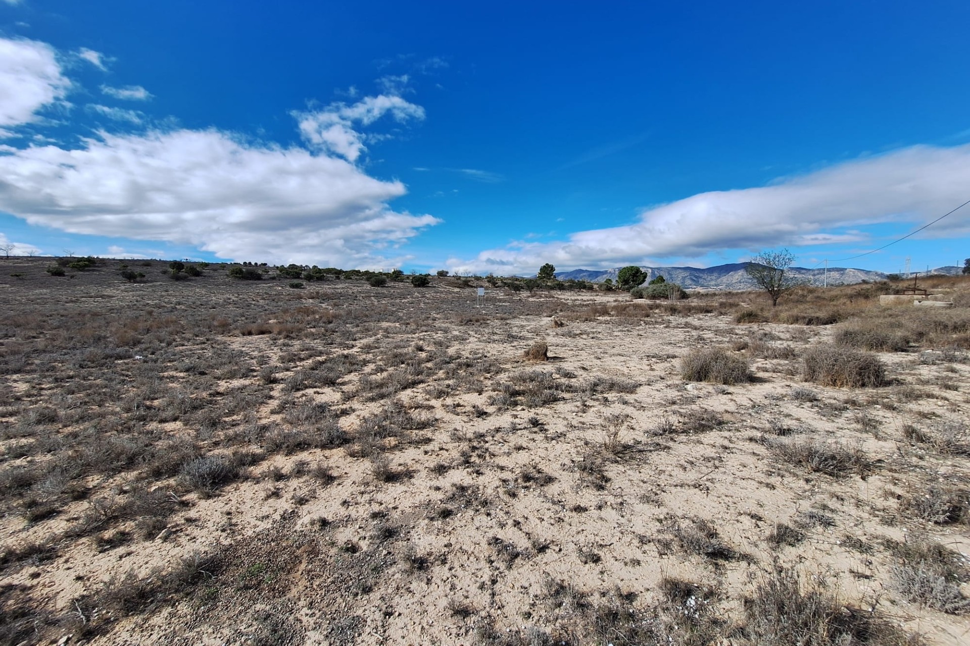 Herverkoop - Grond -
Salinas
