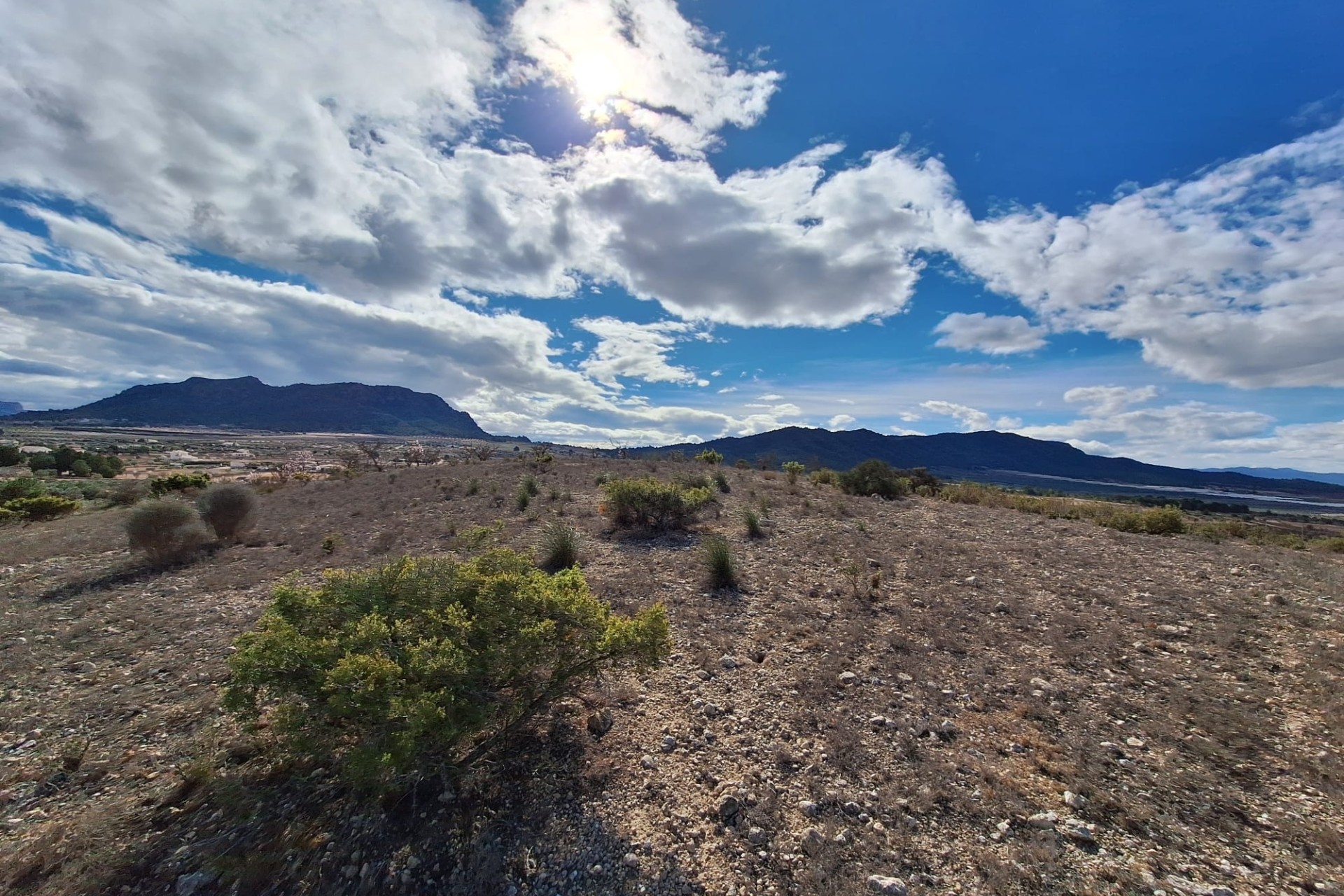 Herverkoop - Grond -
Salinas