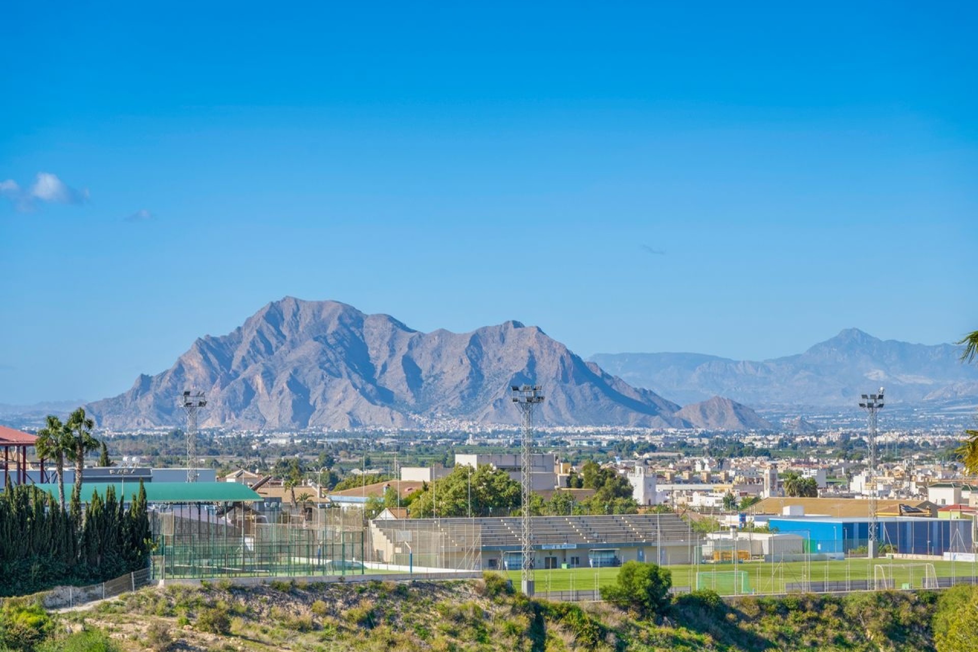 Herverkoop - Halfvrijstaande villa -
Benijofar - Benimar 1