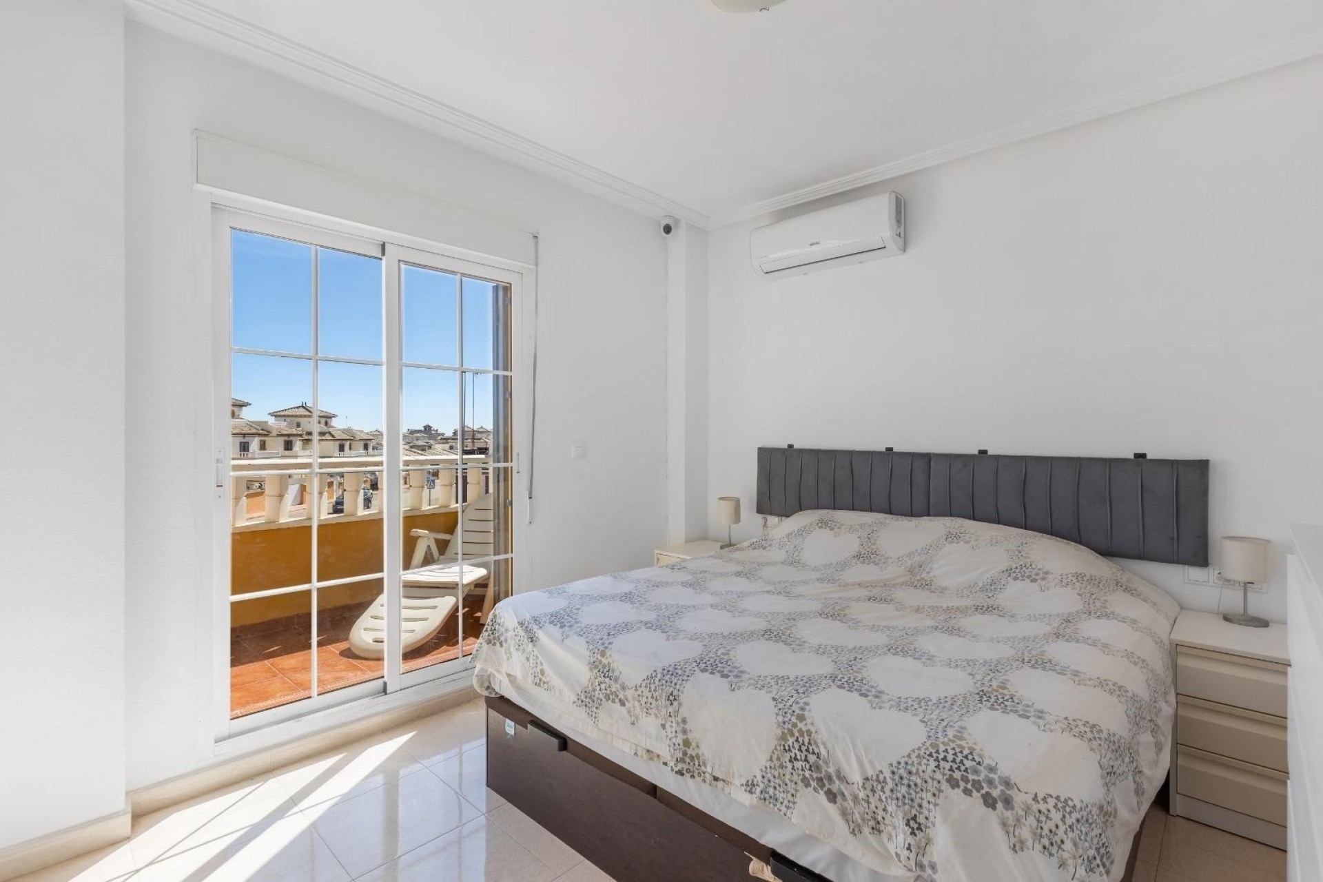 Herverkoop - Halfvrijstaande villa -
Cabo Roig - Lomas de Cabo Roig
