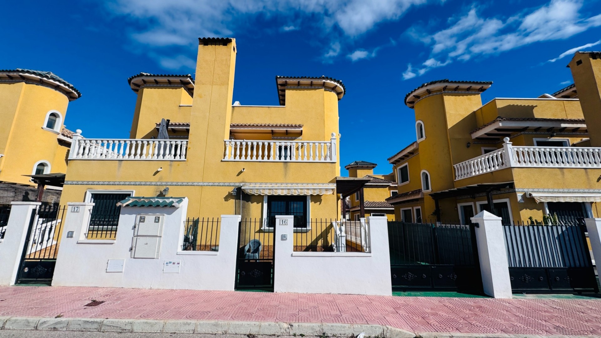 Herverkoop - Halfvrijstaande villa -
Ciudad Quesada - Rojales - Ciudad Quesada