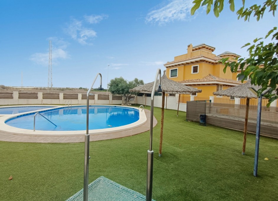 Herverkoop - Halfvrijstaande villa -
Ciudad Quesada - Rojales - Lo Marabu