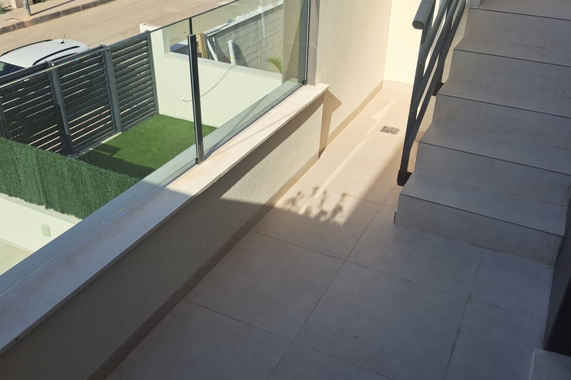 Herverkoop - Halfvrijstaande villa -
Cox