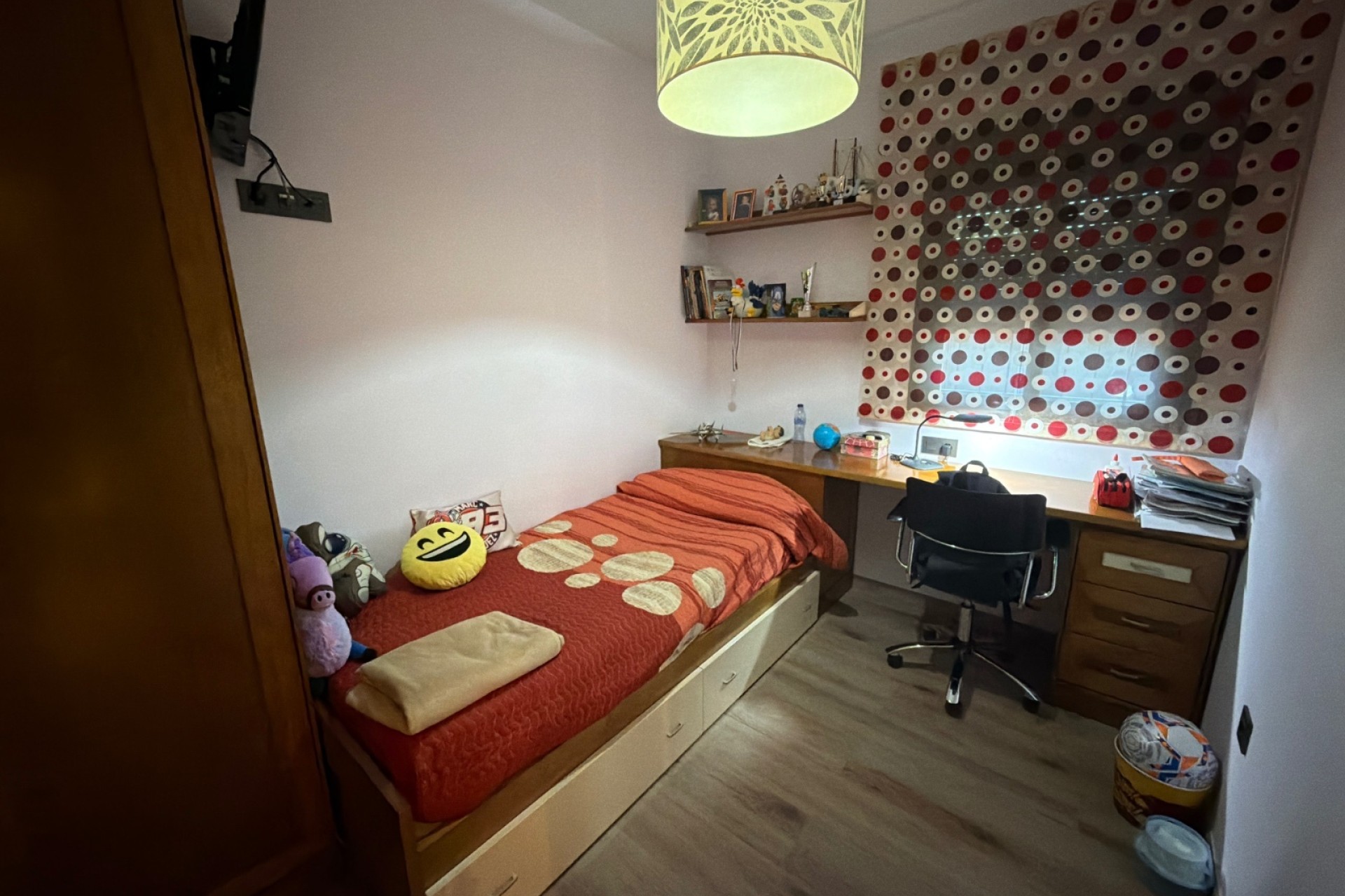 Herverkoop - Halfvrijstaande villa -
Dolores