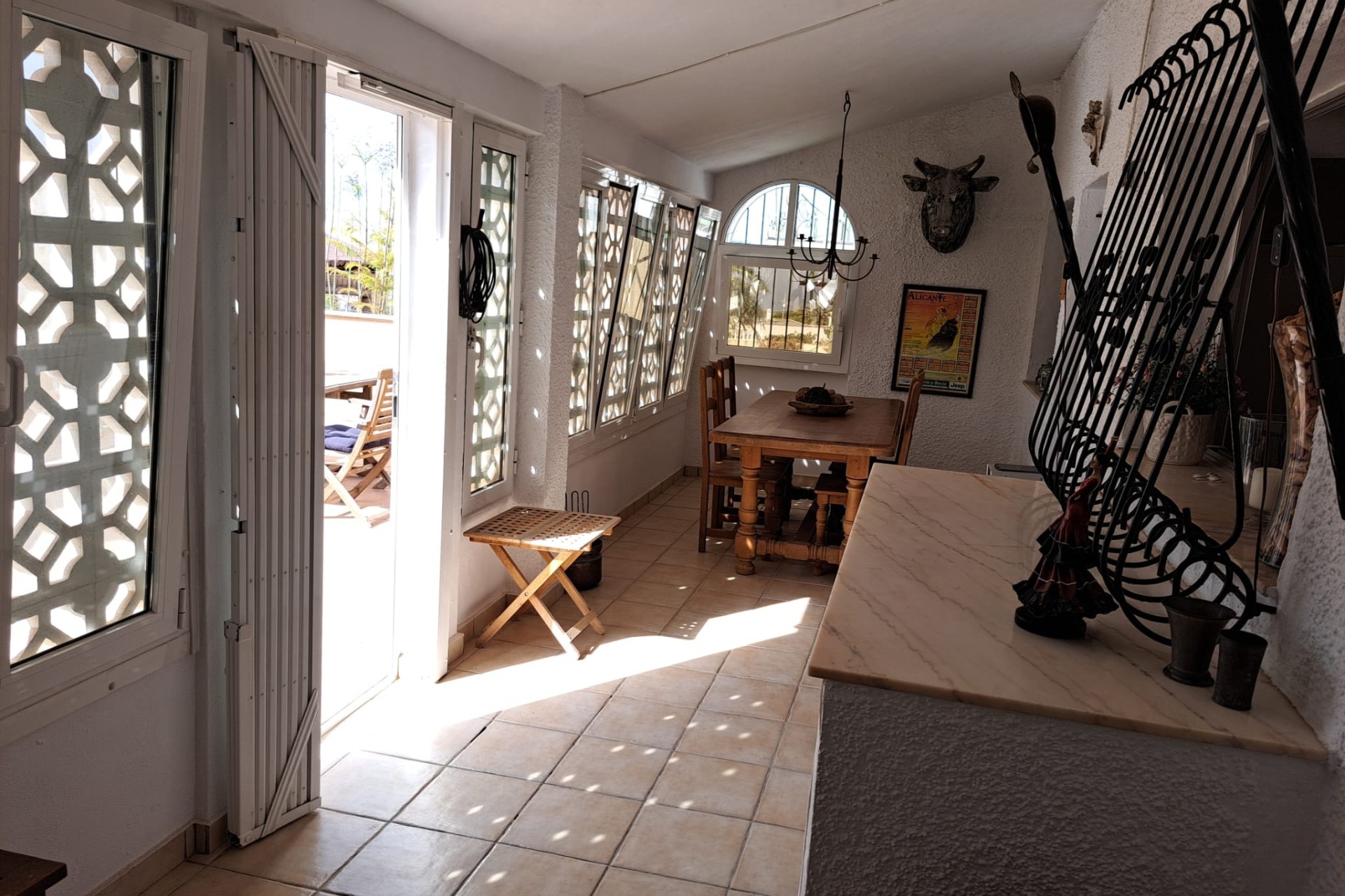 Herverkoop - Halfvrijstaande villa -
La Mata