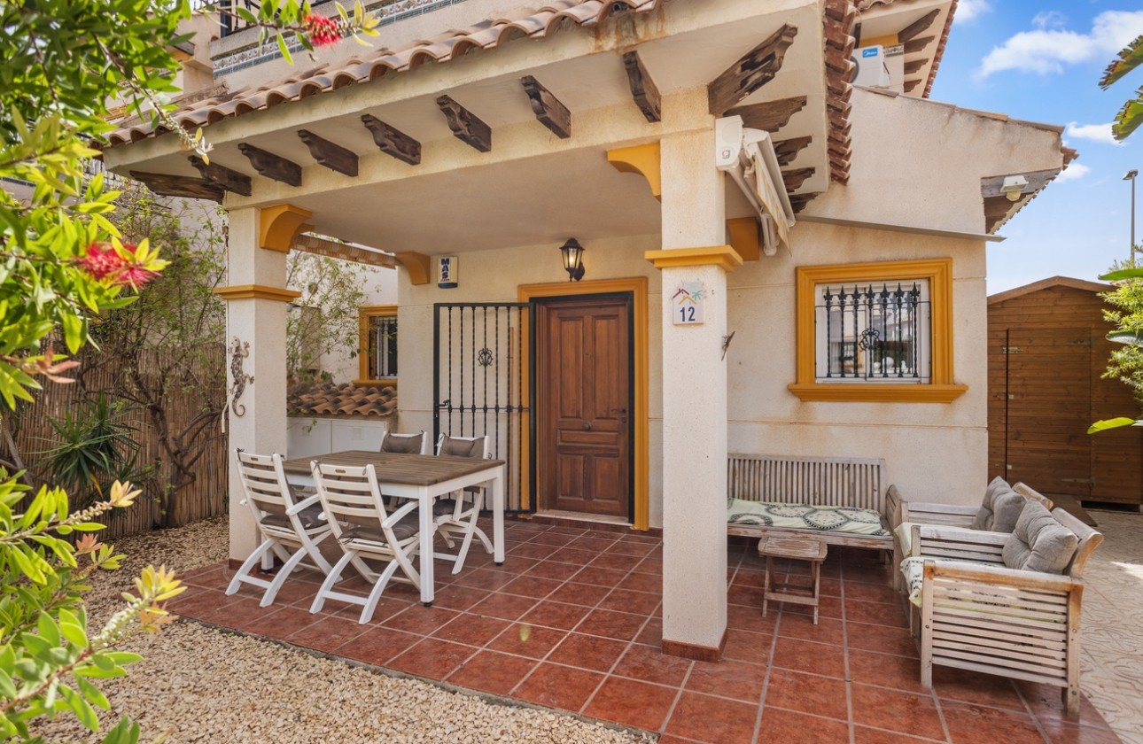 Herverkoop - Halfvrijstaande villa -
Lomas de Cabo Roig - Lomas de Caboroig