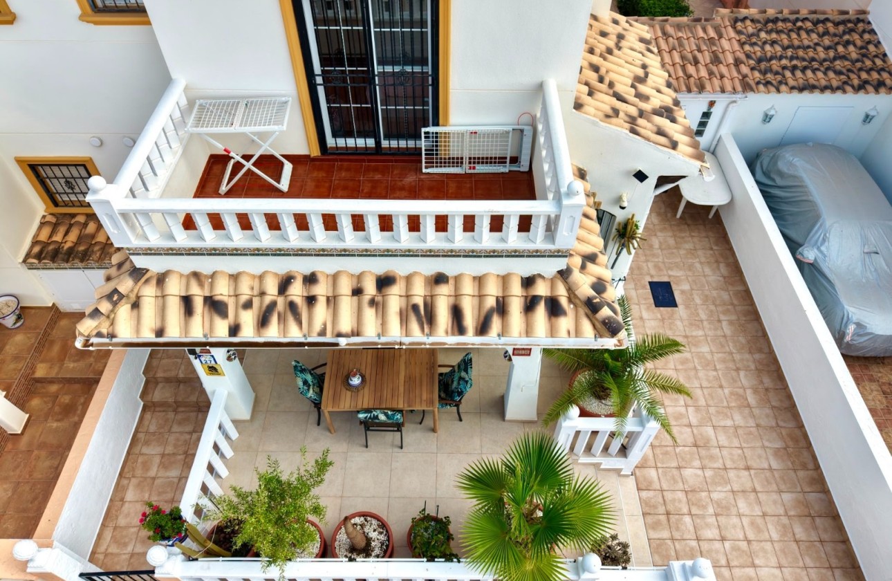 Herverkoop - Halfvrijstaande villa -
Lomas de Cabo Roig - Playa Golf