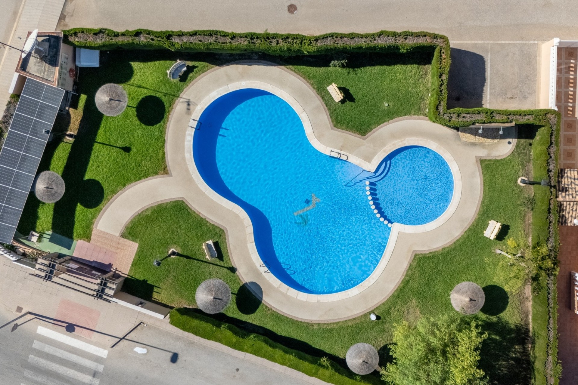 Herverkoop - Halfvrijstaande villa -
Lomas de Cabo Roig - Playa Golf