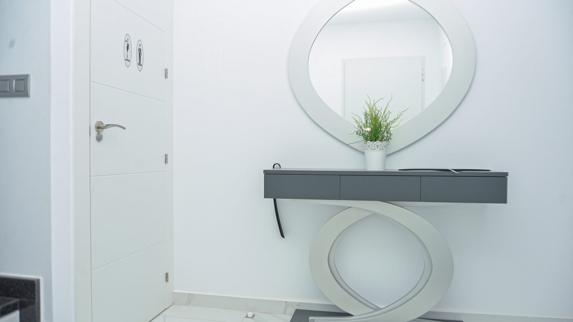 Herverkoop - Halfvrijstaande villa -
Los Montesinos - 0