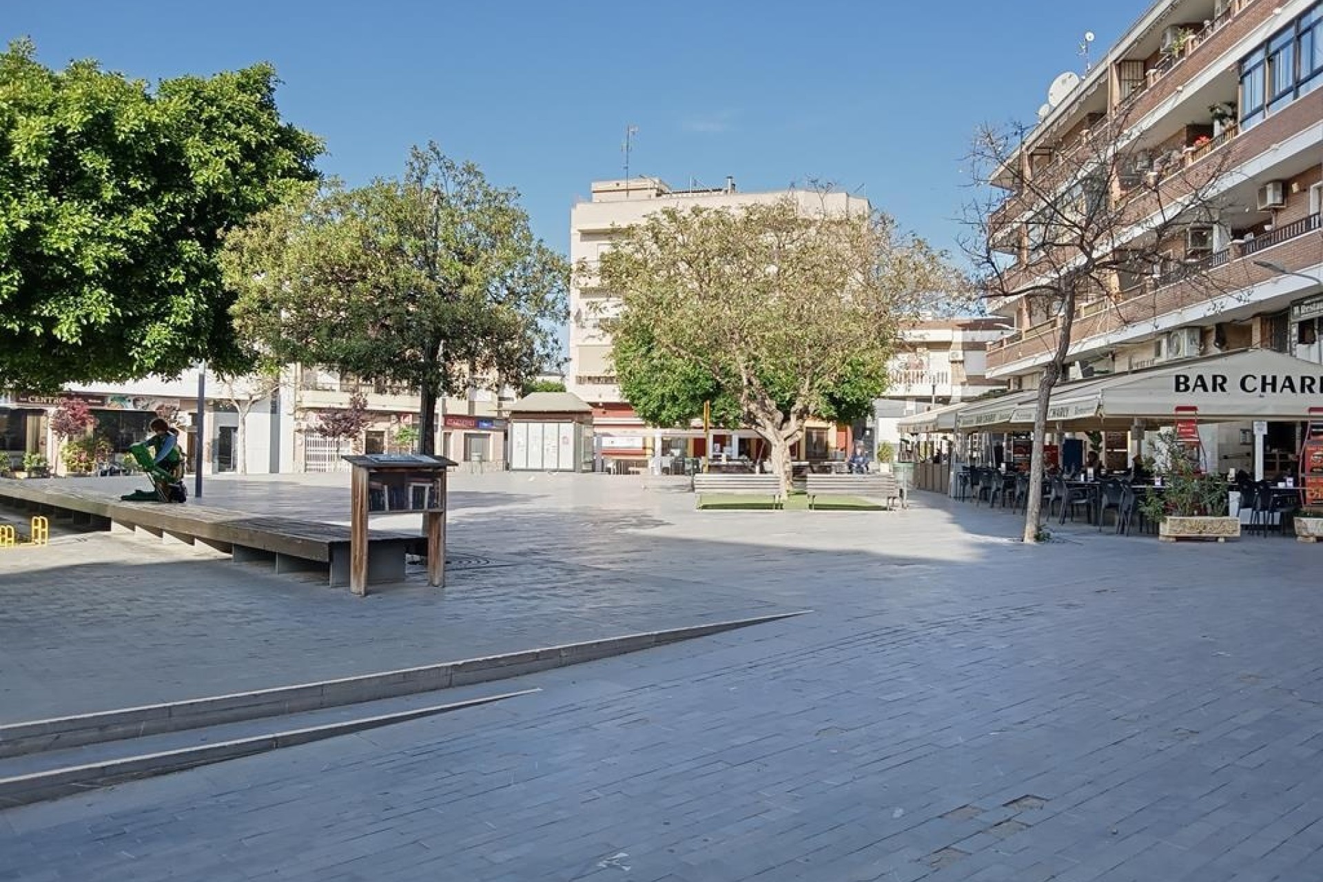 Herverkoop - Halfvrijstaande villa -
Los Montesinos - PUEBLO CENTRO